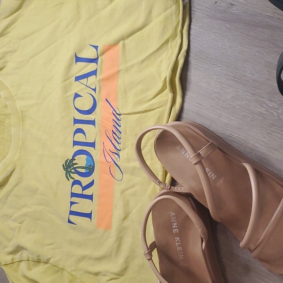 Tops - Yellow Crop Top